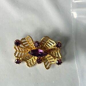 Vintage Gold Tone Purple Rhinestone Bow Filigree Brooch Pin Mid Century Style